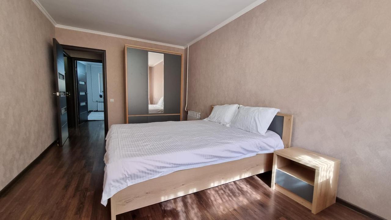 Koktem Apart In The Center Of Almaty 아파트 외부 사진